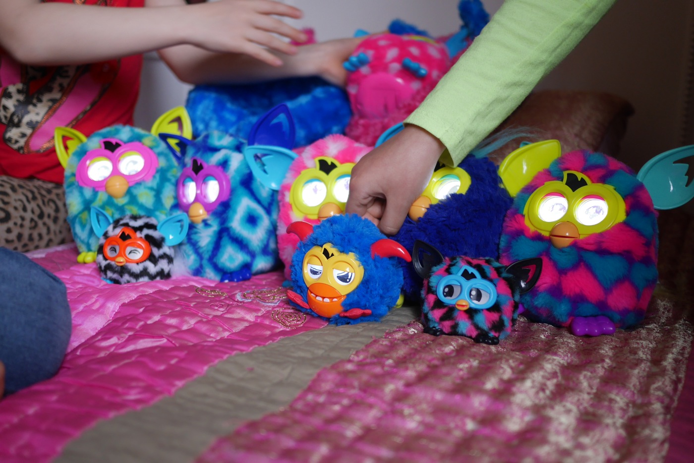 Rassemblement Furby sur la doudou!