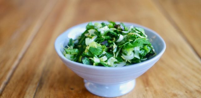 La gremolata à l'ail noir: parfaite pour l'osso bucco... et aussi beaucoup d'autres choses Gremolata à l’ail noir