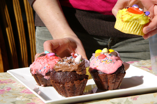 cupcakes_mains_assiette