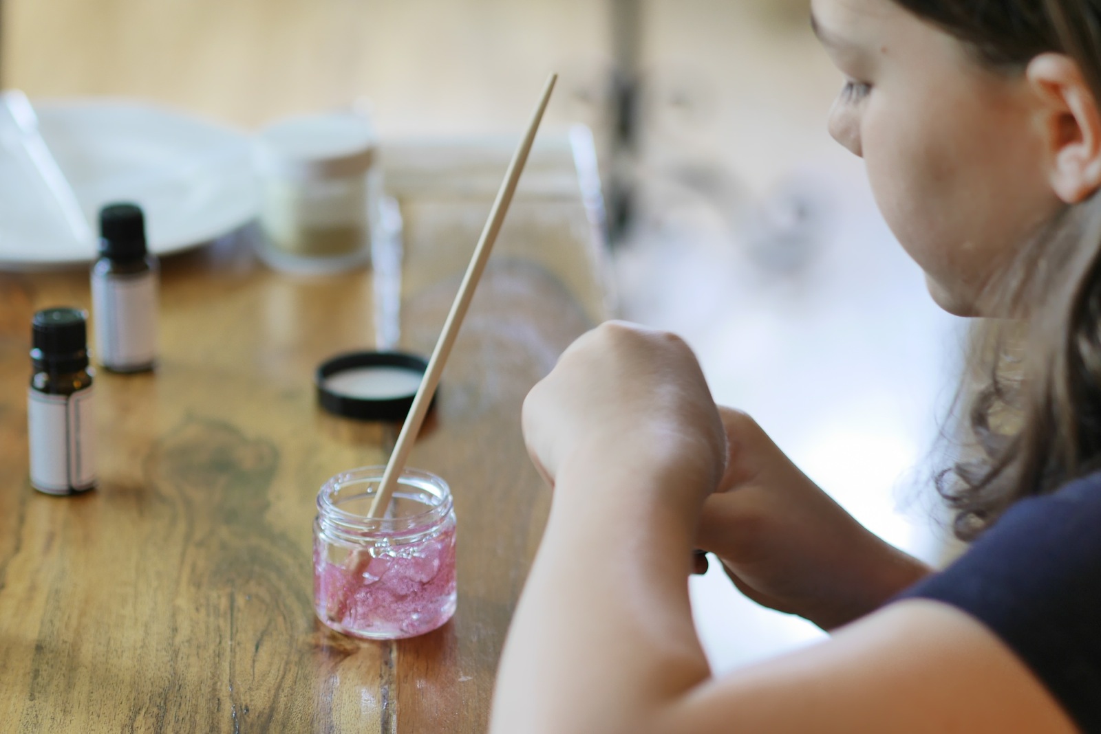 Un gel scintillant pour le corps: aussi chouette à préparer qu'à offrir!