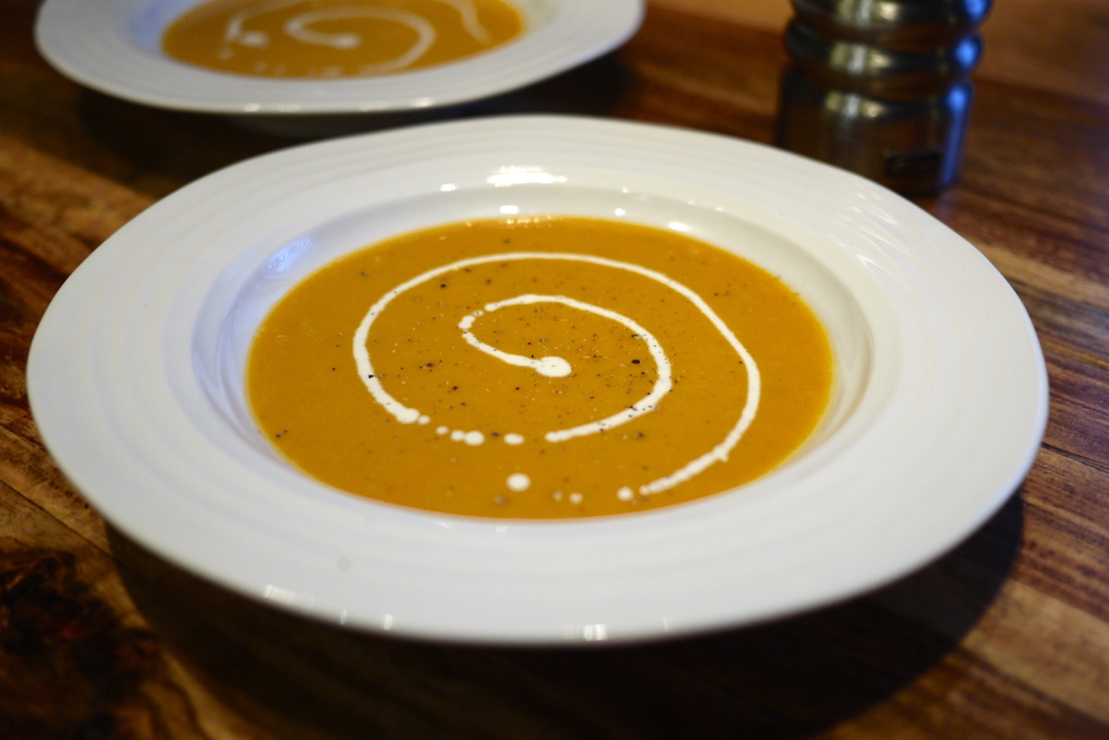 Potage à la patate douce, au poireau et au piment Gorria.