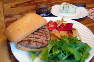 Burgers-d-agneau-au-bleu-00.jpg