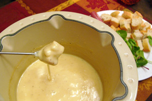 Fondue-au-fromage-et-au-jus.jpg