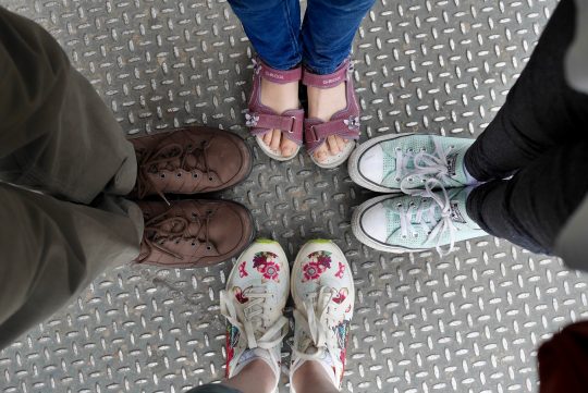 Pieds dans la tour Eiffel