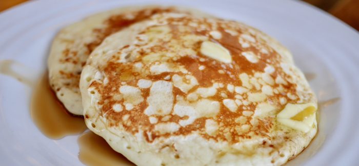 Pancakes au lait fermenté (un titre qui ne dit pas à quel point c’est boooooon!)