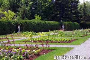 Saint-Hyacinthe-jardin.jpg