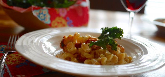 Mac n’ cheese et chips de kale