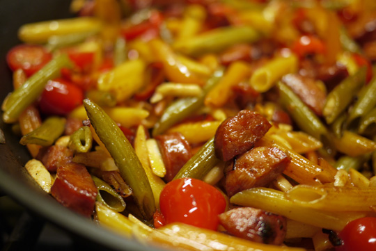 Pâtes au chorizo et aux amandes