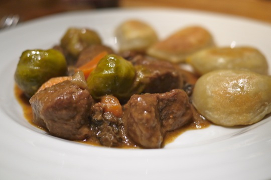 Ragoût de boeuf aux choux de Bruxelles