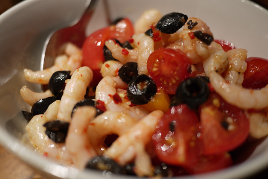 Tapas de crevettes aux tomates